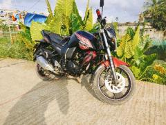 Yamaha FZs